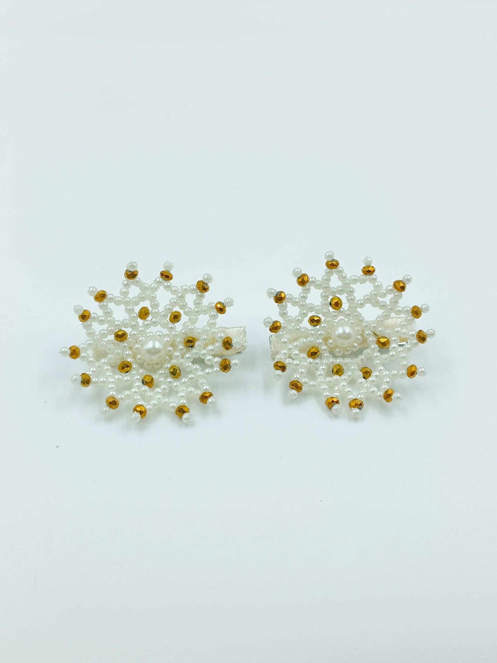 Choko Snowflake Hairclips - White, Gold - 240CHK28