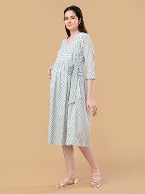 Chroma Chaos Maternity And Nursing Dress - S Maternity Casual Dress