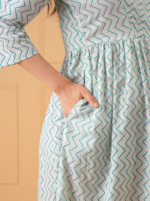 Chroma Chaos Maternity And Nursing Dress - S Maternity Casual Dress