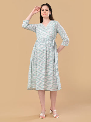 Chroma Chaos Maternity And Nursing Dress - S Maternity Casual Dress