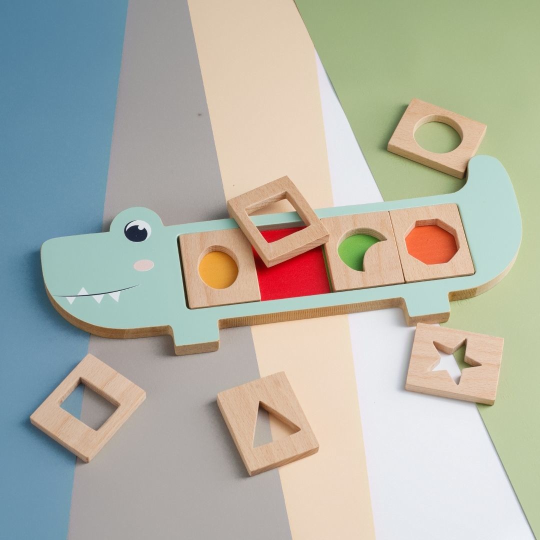 Cots and Cuddles Wooden Crocodile Snap and Learn Shapes Board for Kids - CNC Wooden Crocodile Snap and learn Shapes