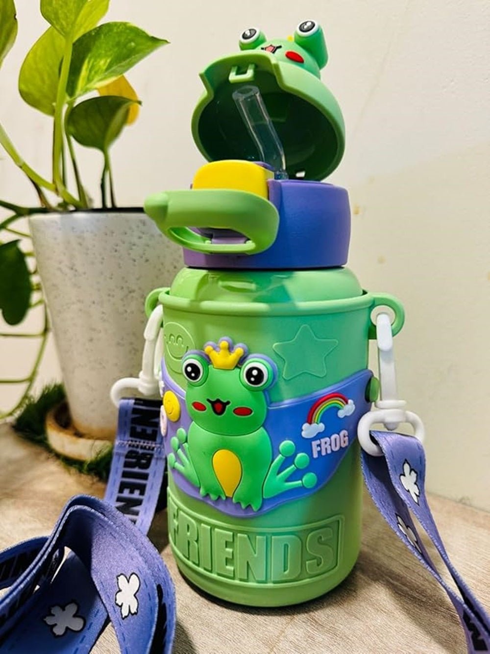 CuddleNest Cute Frog Friends Kids Water Bottle – 450ml, - Water_Bottle_Frog_Green_21*8*8