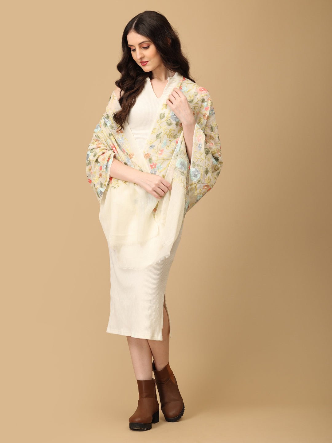 Daisy Dance Fine Wool Embroidered Stoles - WNTSTL - DSYDNC