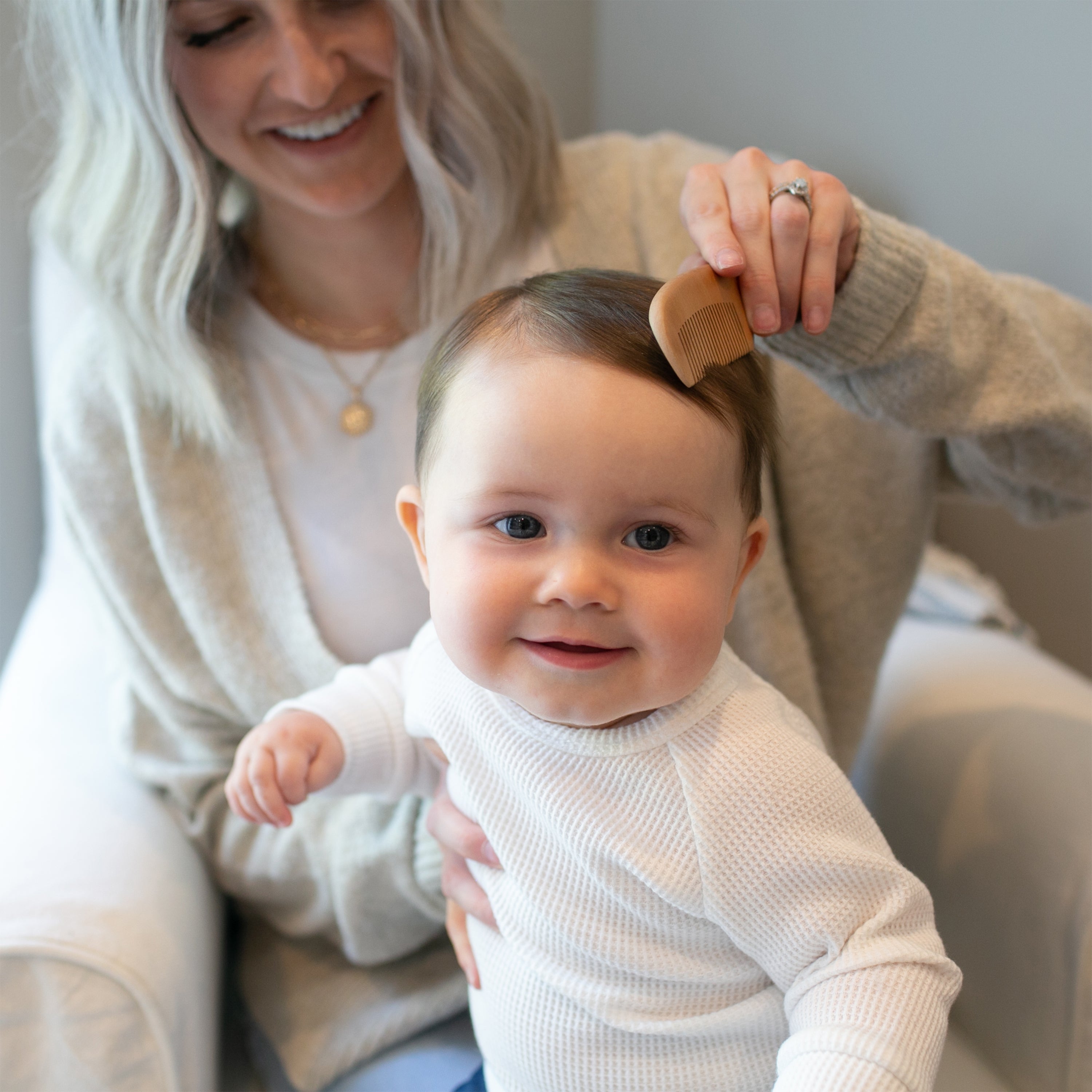 Dr. Brown'S Soft And Safe Brush + Comb Wooden Birth to 24M - DBHG086