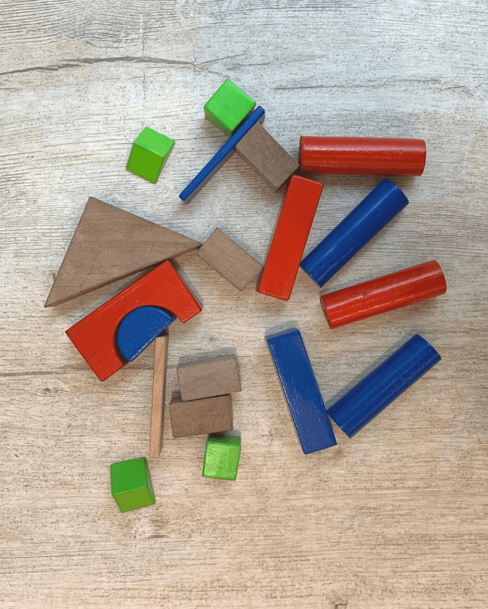 Earthy Tweens Wooden Building Blocks 20 Pieces - ET4