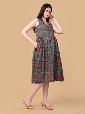 Green Era Maternity And Nursing Sleeveless Dress - S Maternity Casual Dress