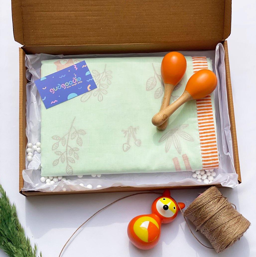 Gudgoodie Baby Gift Set Muslin Dohar and Maracas - Enchanted Forest - GFDH015T13