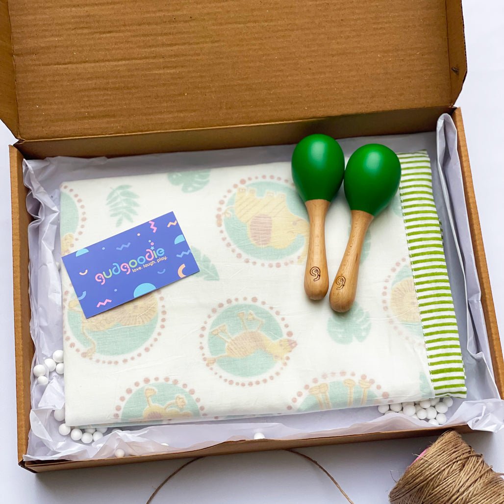 Gudgoodie Baby Gift Set Muslin Dohar and Maracas - Jungle Safari - GFDH032T13