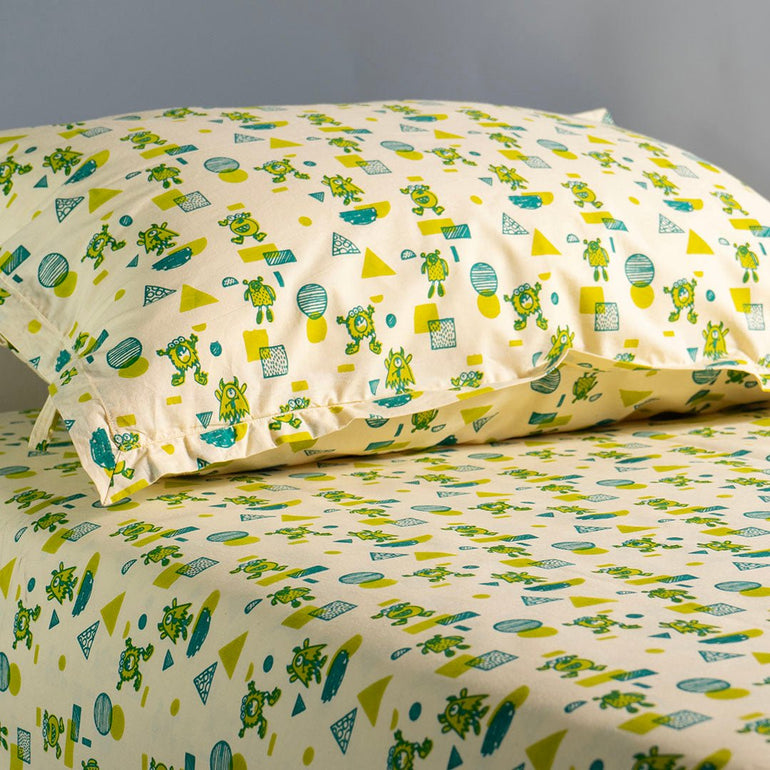 Gudgoodie Flat Crib Bedsheet 100% Cotton Percale - Undersea Oasis main image 1