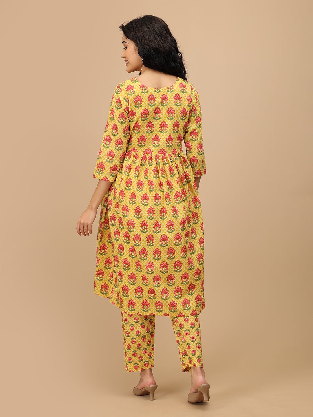 Back view of Gulmohar Grace maternity kurta set from The Mom Store