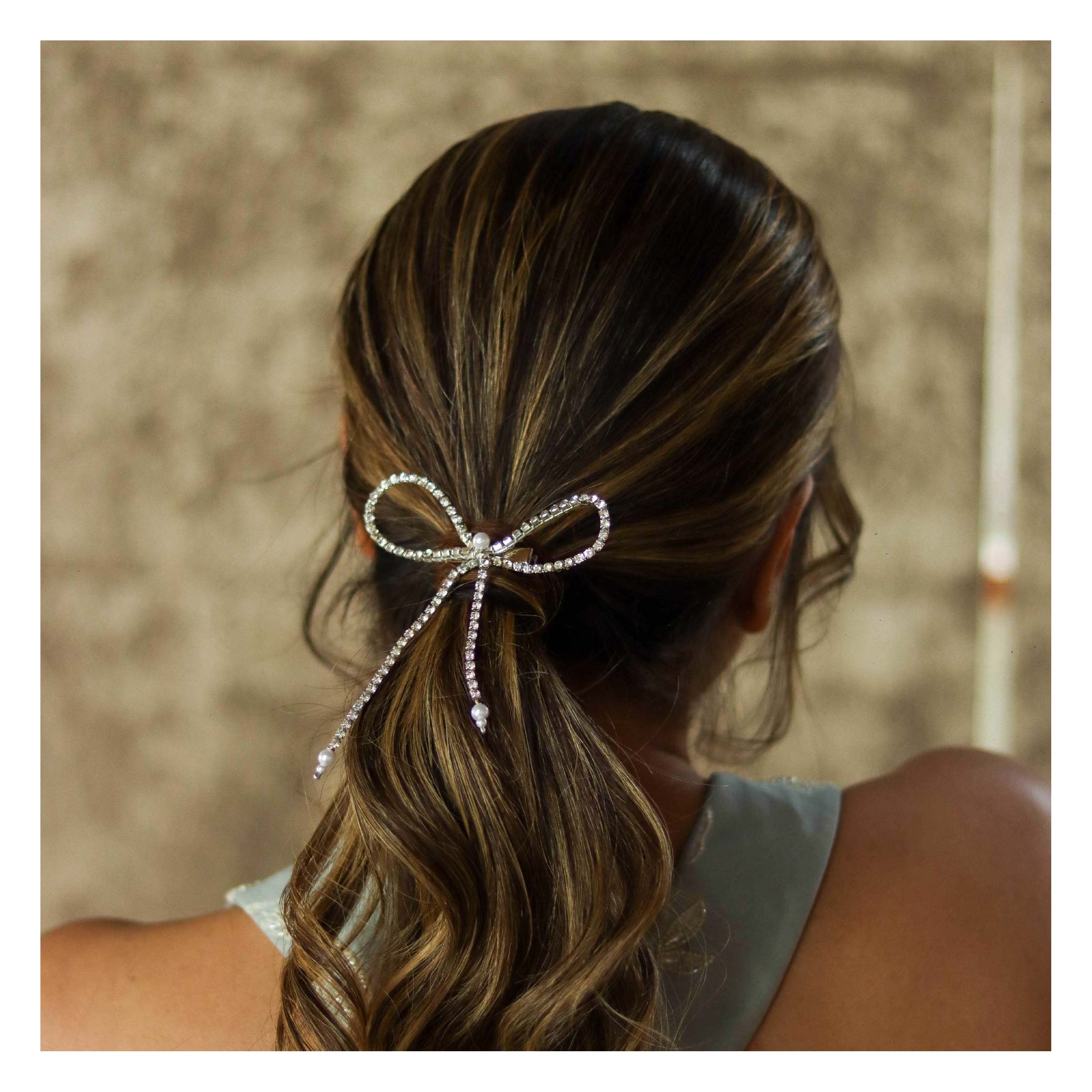 Hair Drama Co Crystal Bow Silver - CLP - 0158