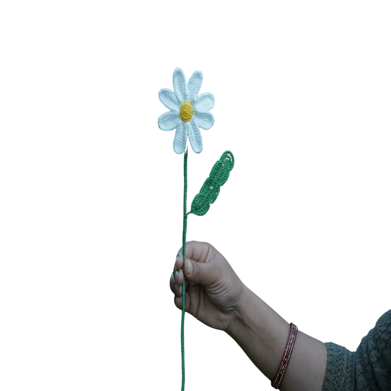 Himalayan Blooms Crochet Daisy Flower (White) - Crochet Toy