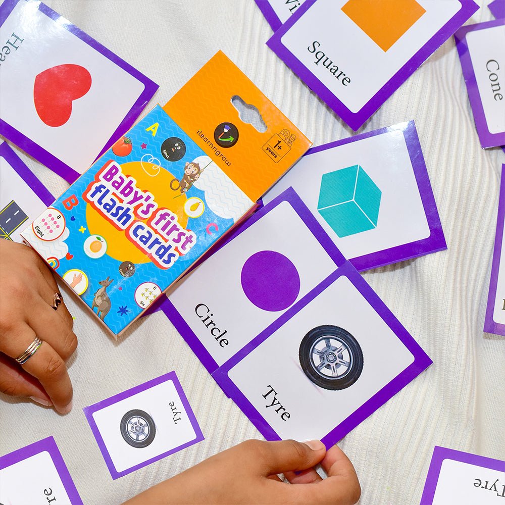 iLearnNgrow Baby's First Shape Flash Cards - Baby's First Shape Flash Cards