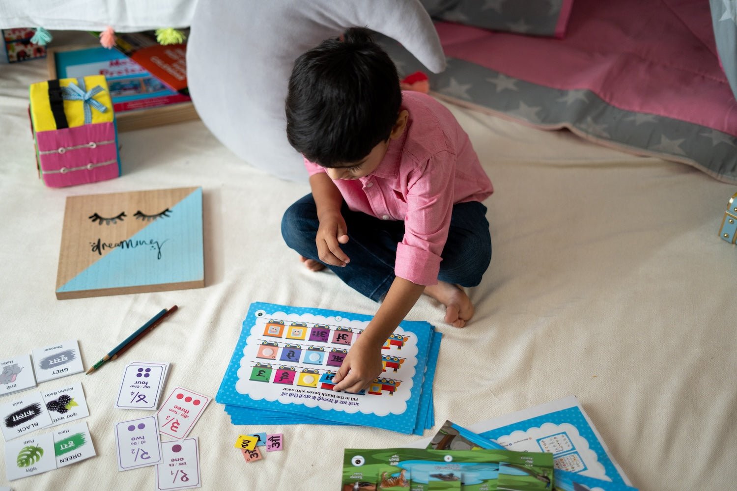 iLearnNgrow Hindi Kit - Making Hindi Learning Fun - ILGHK