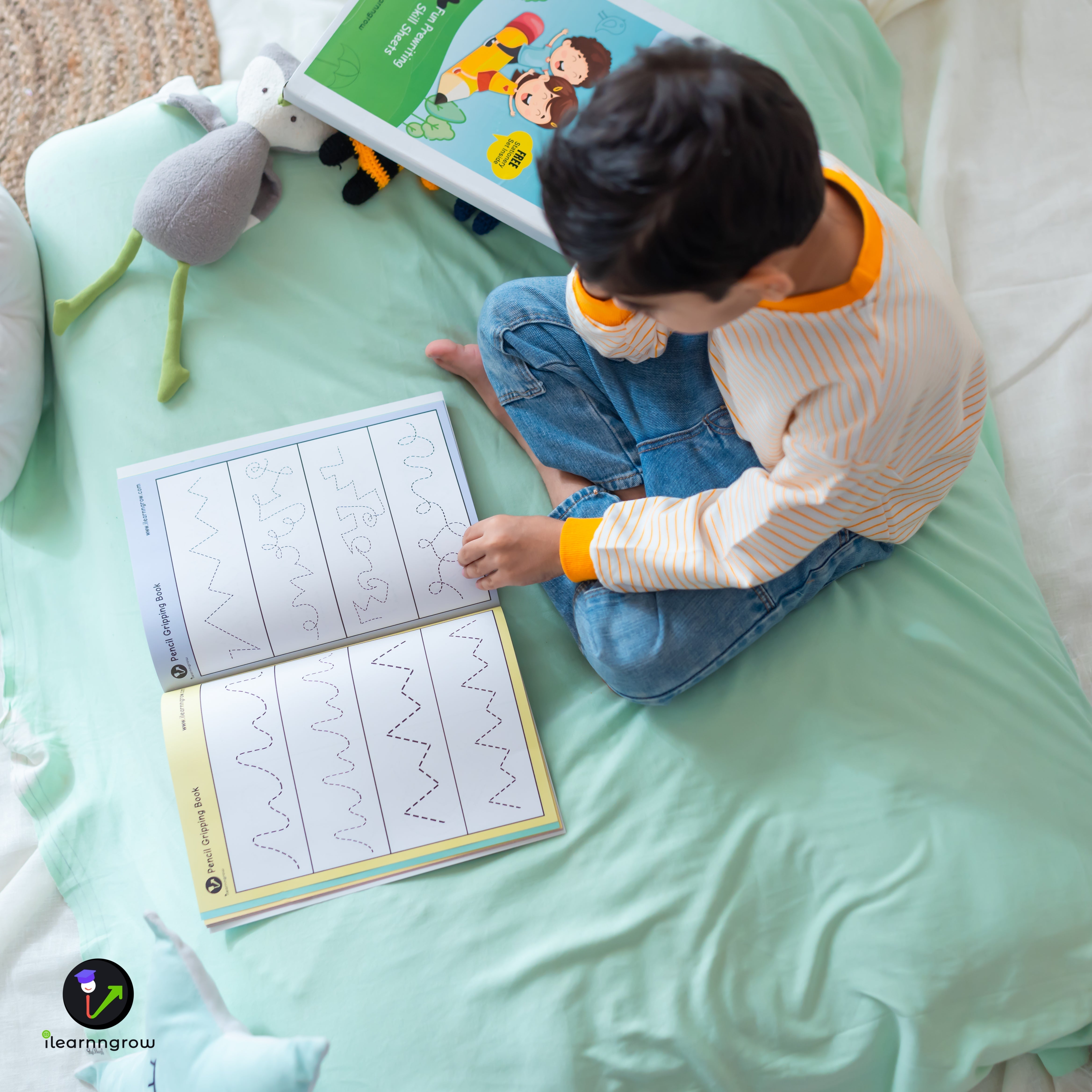 iLearnNgrow Pencil gripping Workbook - ILGPCW