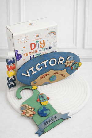 ilearnngrow Teeny Tiny DIY space Name plate - DIY Kits