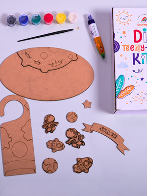 ilearnngrow Teeny Tiny Space Theme Name Plate and Door Knob - ILGTTSDKNP