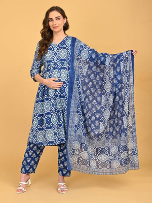 Indigo Mode Maternity and Nursing Kurta Set With Dupatta styled with printed pants and sheer bordered dupatta.