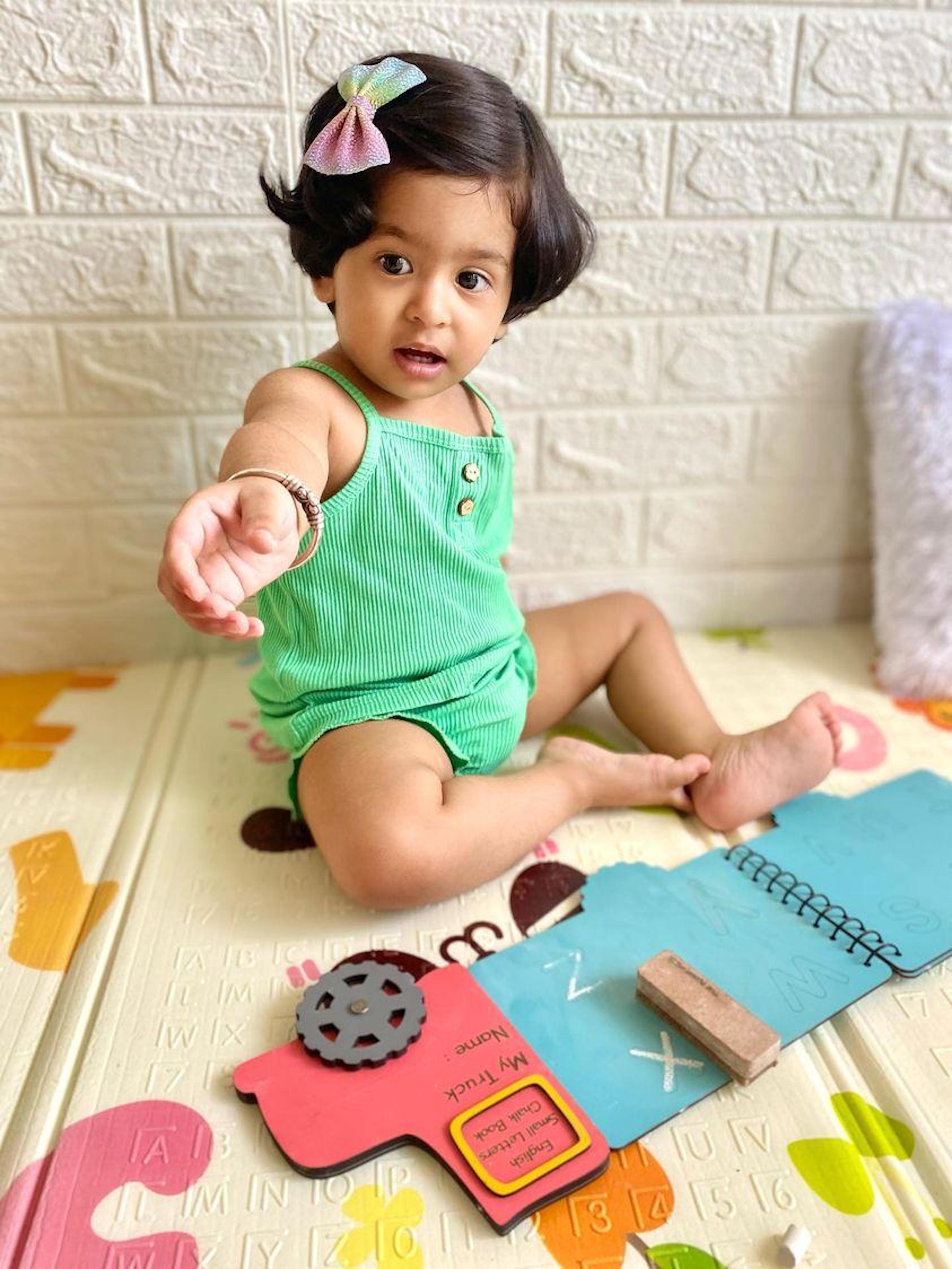 JoGenii Write Right - Small Alphabets Writing Chalk book - JK006