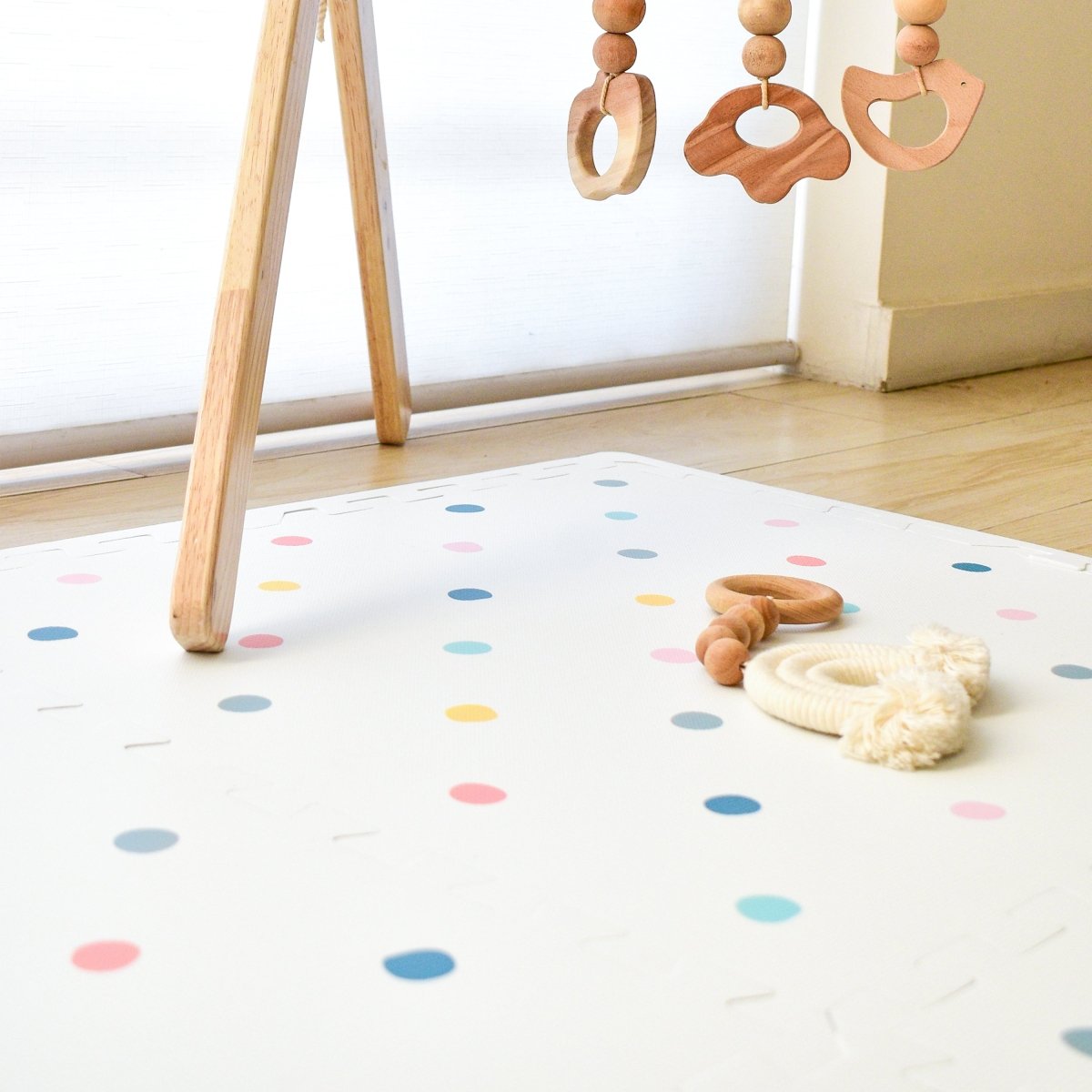 Kind and Me Colour Pop Playmat - WPO-WH-MU