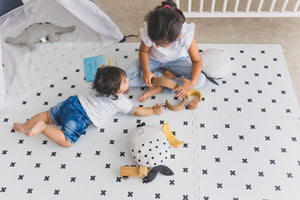 Kind And Me Scandinavian Black Cross Set in White Playmat (Set of 6) - CR-WH-GR