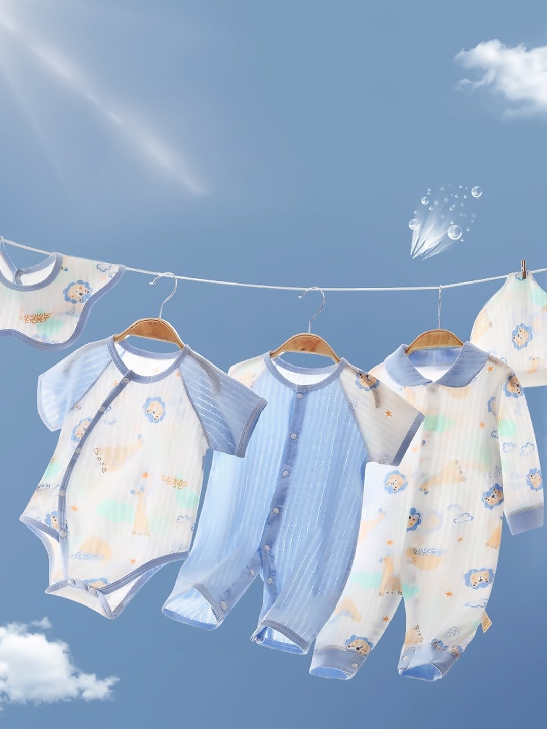 Little Surprise Box, 20 pcs Animal Kingdom Newborn Baby Girl/ Boy Gift Box Hamper (0 - 12 months) - Blue Baby Gift Sets