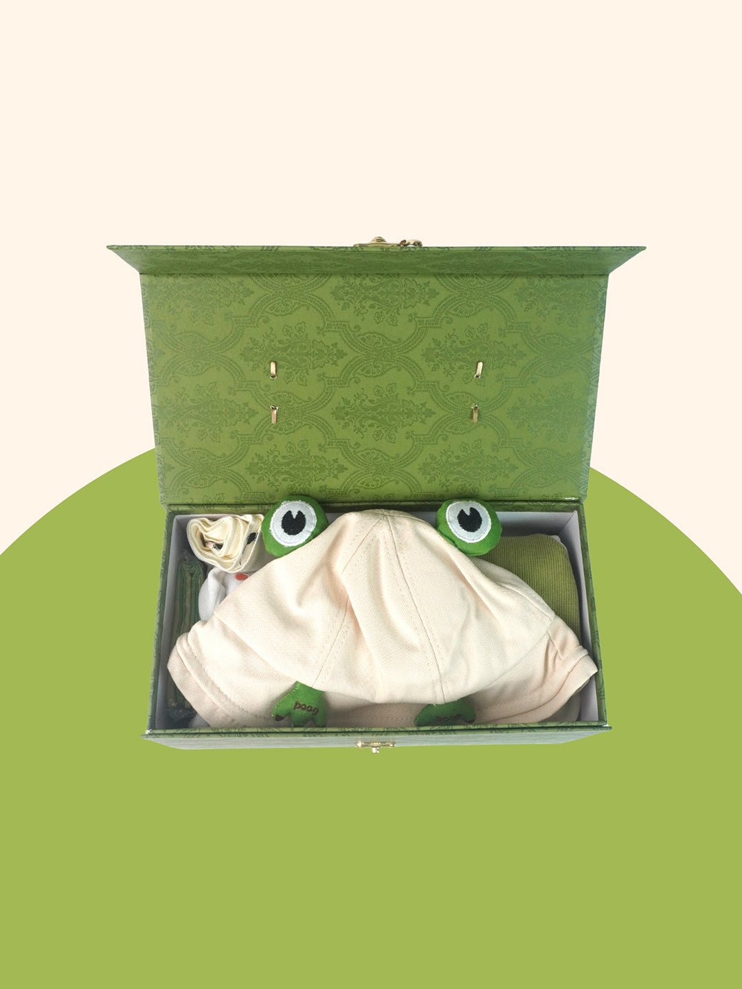 Little Surprise Box, 21 pcs Green Panda Birthday Gift Hamper set for Baby with Gift Box - LSB - FSTBDAY - 21GRNPANDA