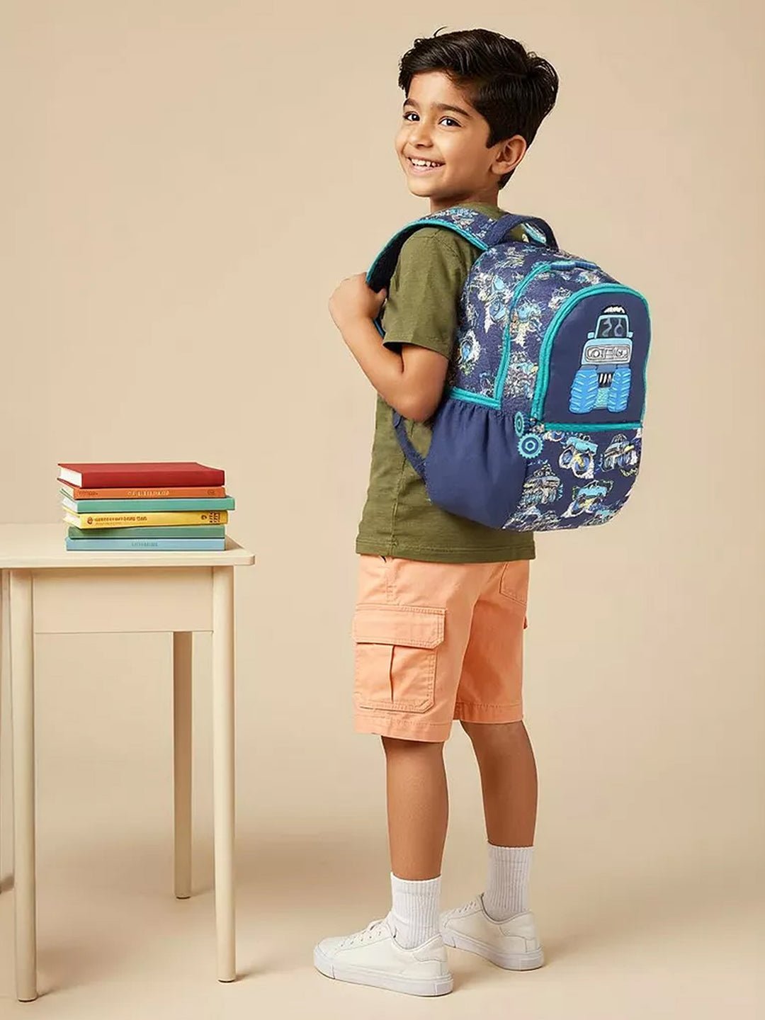 Little Surprise Box, 2pcs set Backpack & matching Lunchbag for Kids, 5yrs - 10yrs - LSB - BG - TRUCK - 2PCS