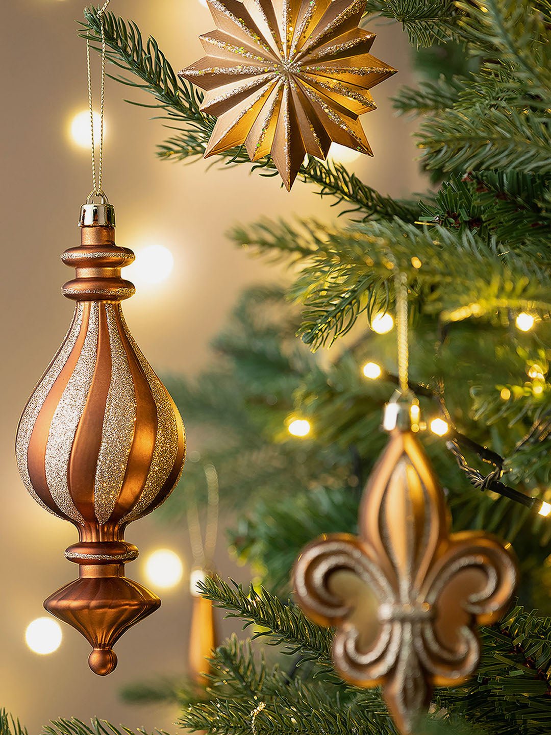 Little Surprise Box 60pcs Classic Christmas Balls tree hanging Xmas Decoration set. - 60BGLCHAND Christmas Decor