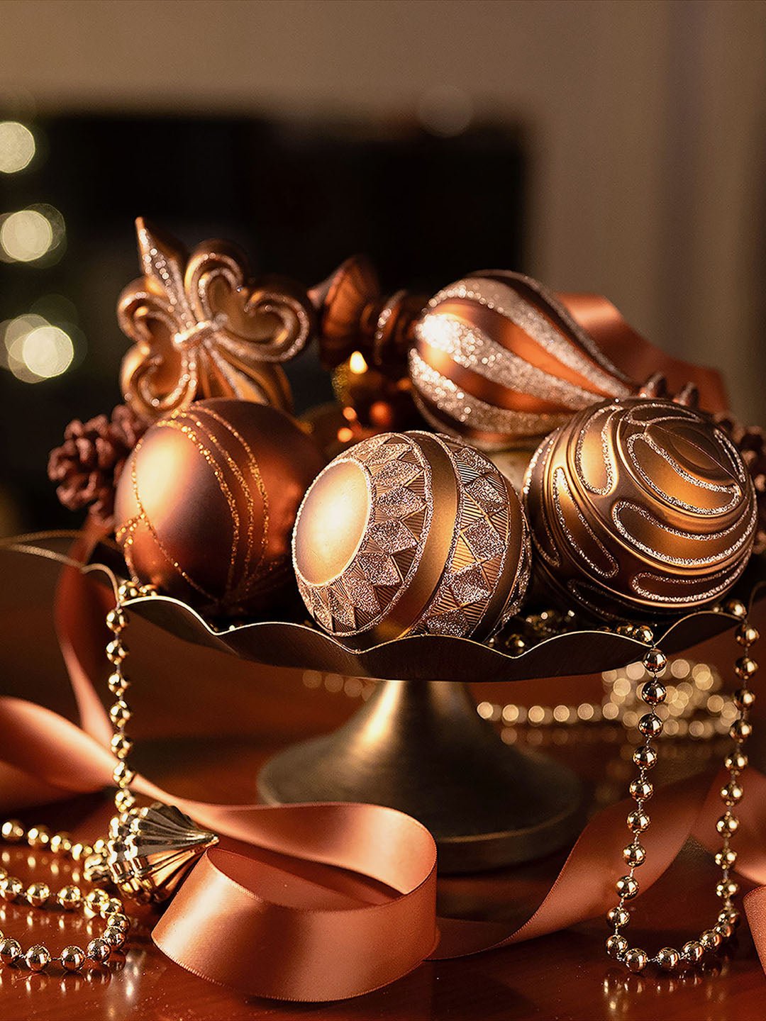 Little Surprise Box 60pcs Classic Christmas Balls tree hanging Xmas Decoration set. - 60BGLCHAND Christmas Decor