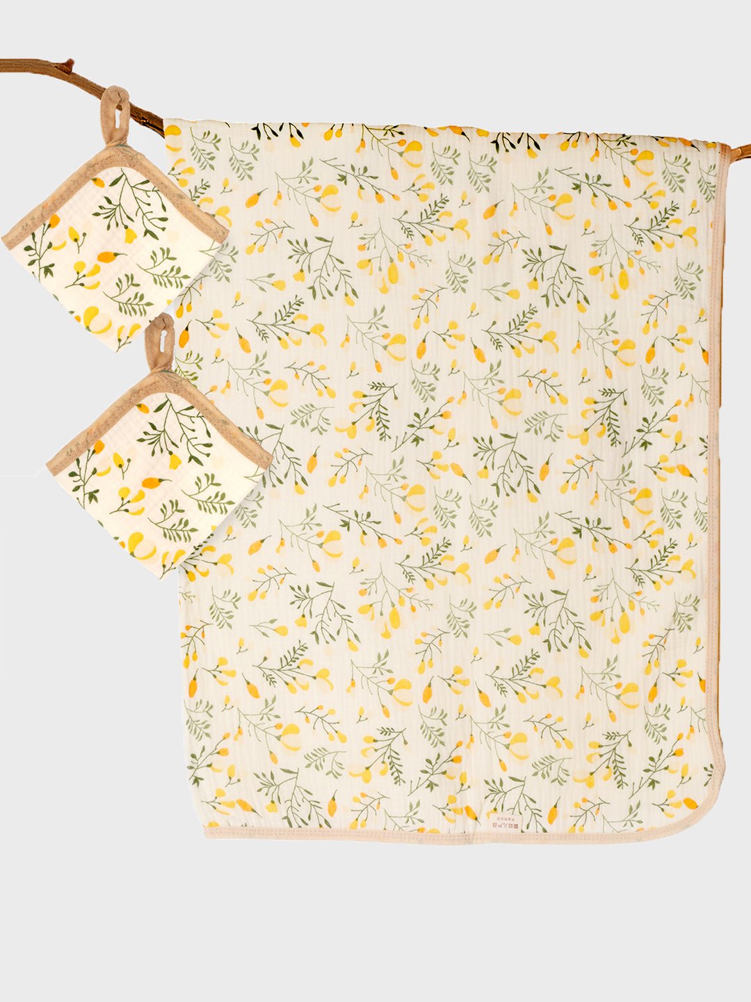 Little Surprise Box Muslin cotton blanket with 2 matching Napkins for Newborn & Infants - LSB - BKTNAPK - YELWFLOWR