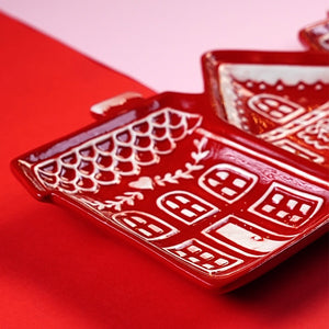 Little Surprise Box Red gingerbreadhouse 3 sections Christmas ceramic serving tray - Christmas Decor