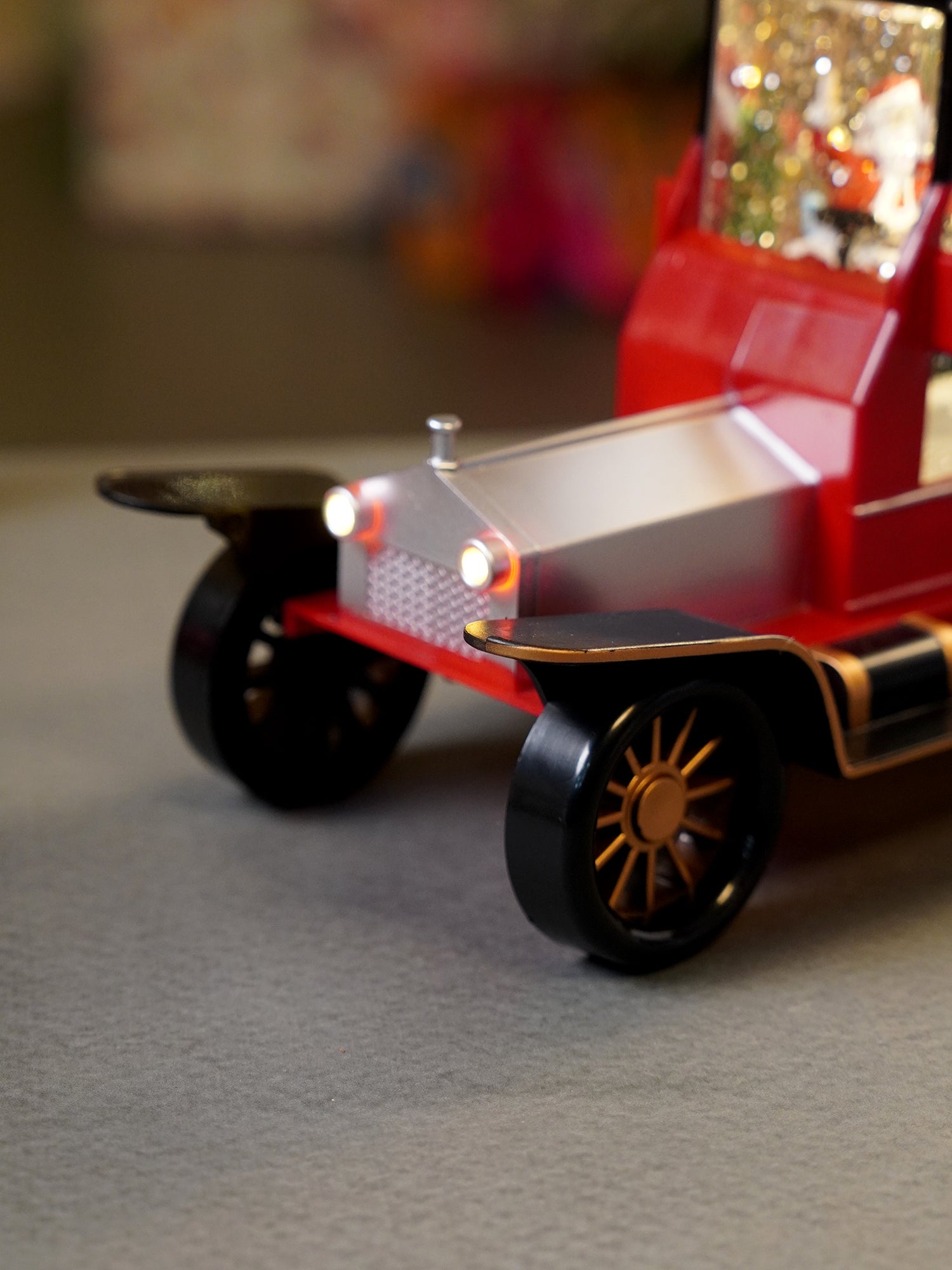 Little Surprise Box Red & Silver Vintage Car with Musical Glitter Water Light, Christmas Home Décor - Christmas Decor