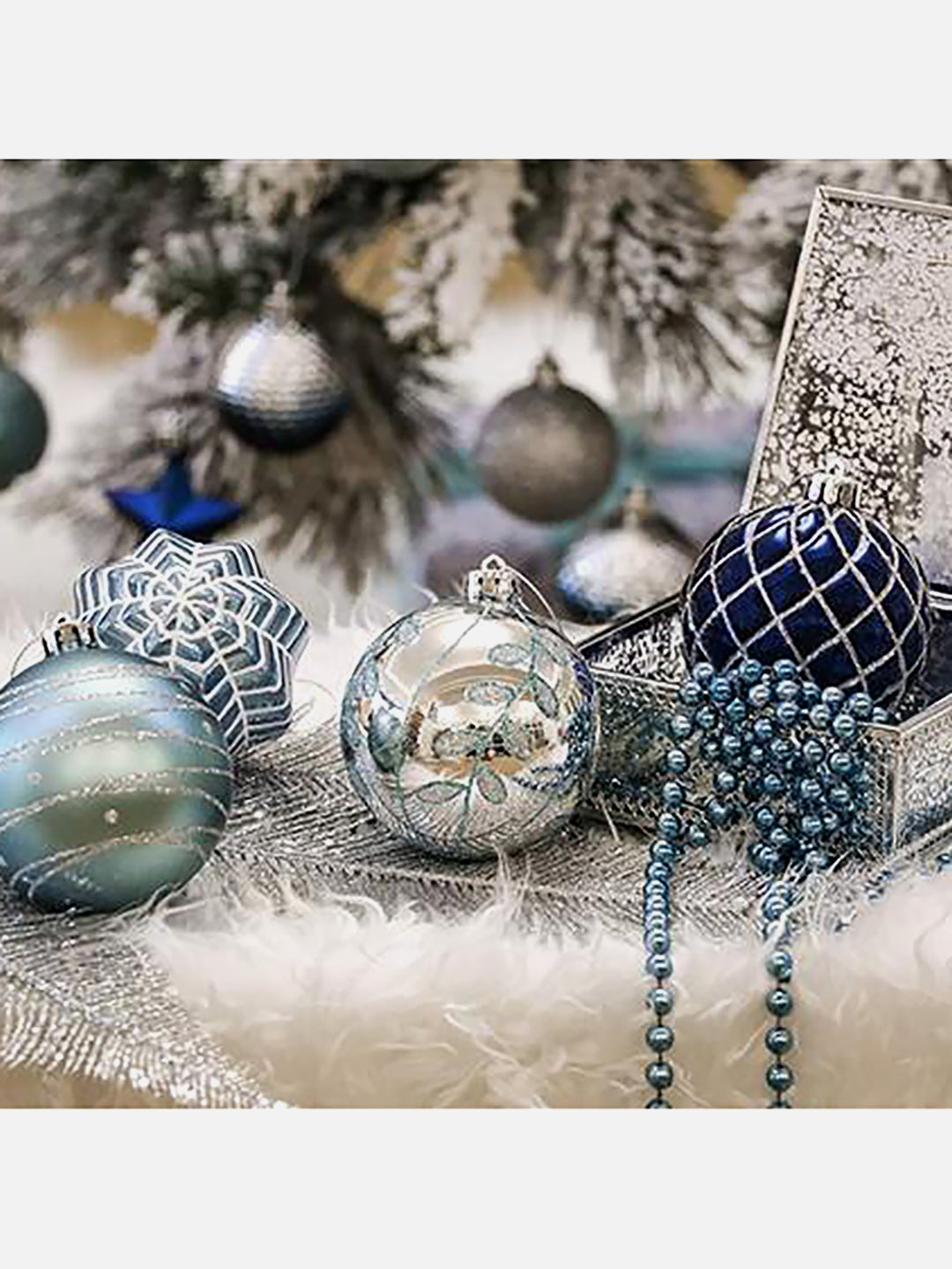 Little Surprise Box, 16 pcs Christmas Ball Tree ornaments XMAS Decoration Set