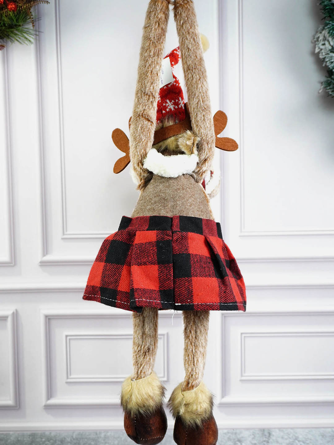 Little Surprise Box Striped Frock Reindeer Christmas Festive Door Hanger Christmas décor