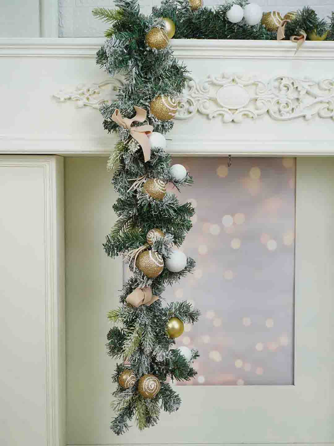 Little Surprise Box Bushy Christmas garland with fillers 6.5 feet