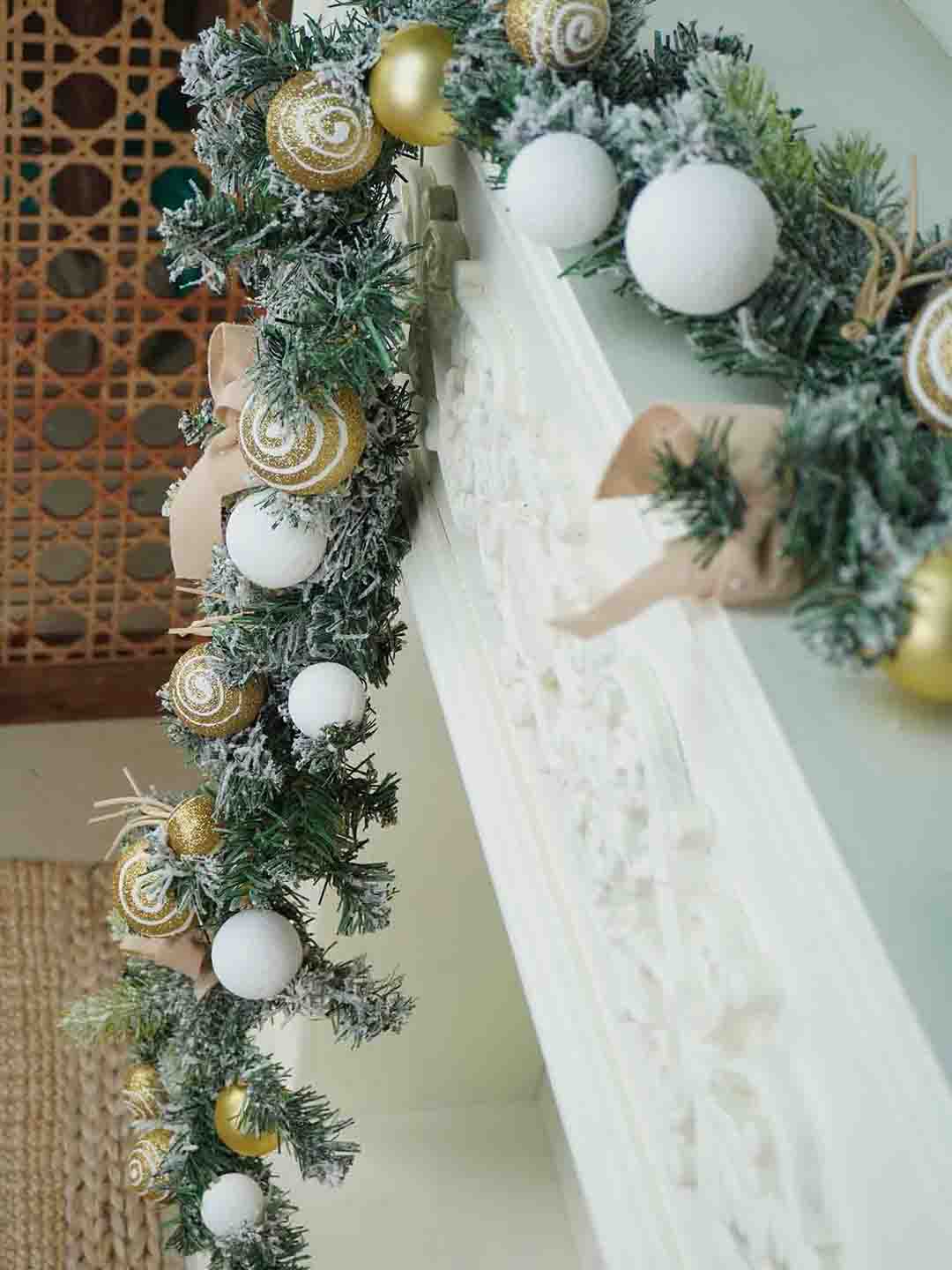 Little Surprise Box Gold & White Swirl themed Bushy Christmas garland with Bows Gift Boxes Cotton flower fillers 6.5 feet