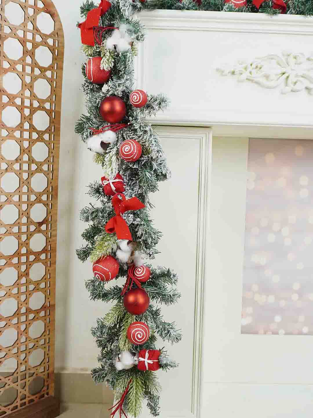 Little Surprise Box Bushy Christmas garland with fillers 6.5 feet