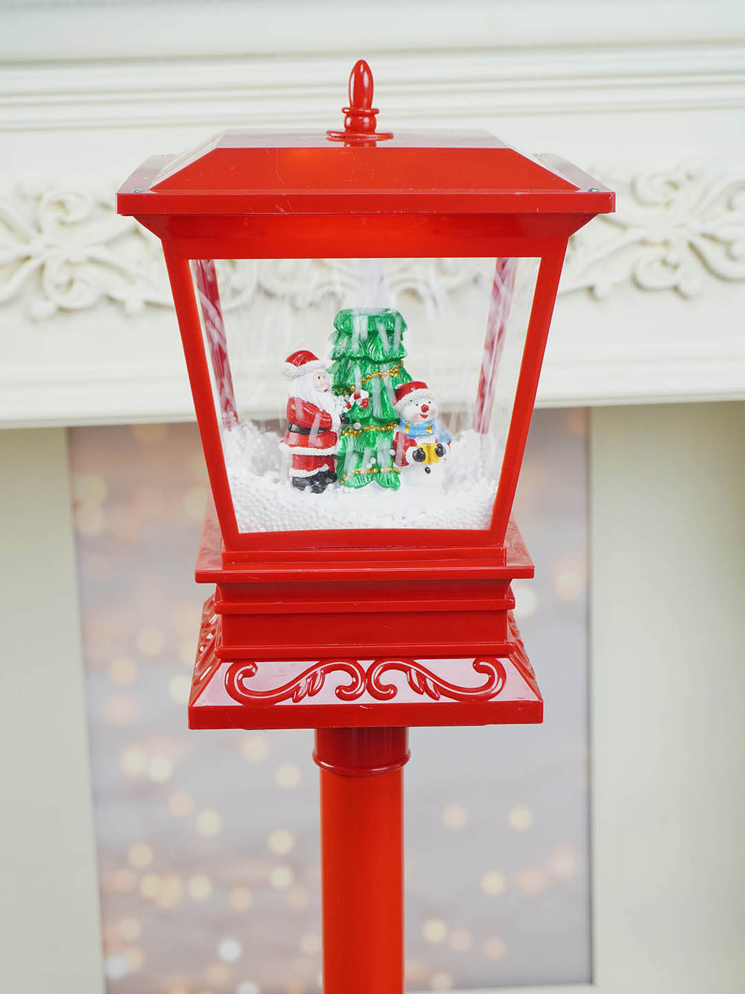 Little Surprise Box, 42 inches Christmassy Lamp Post and Snow Globe Christmas Décor