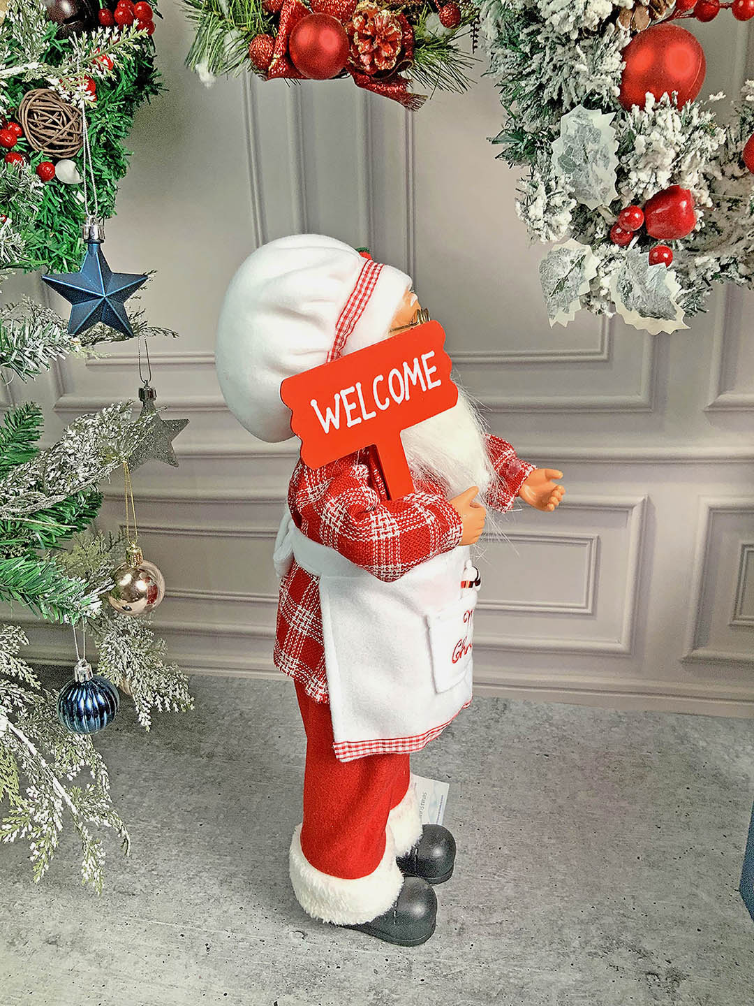 Little Surprise Box Small Masterchef Santa Claus self Standing Christmas Table Décor & Christmas Decoration