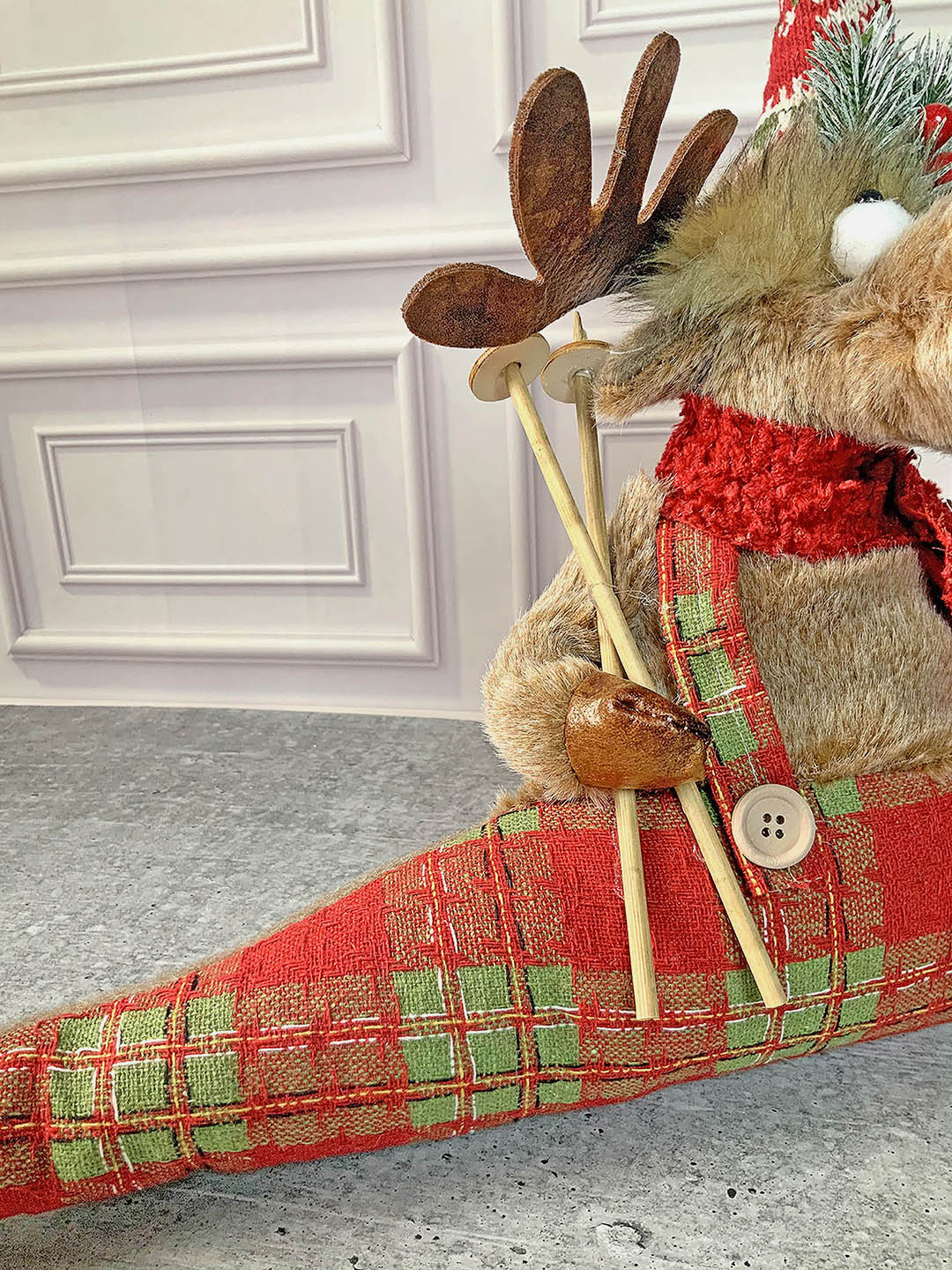 Little Surprise Box Split Reindeer Christmas Décor and decoration for Home and Office