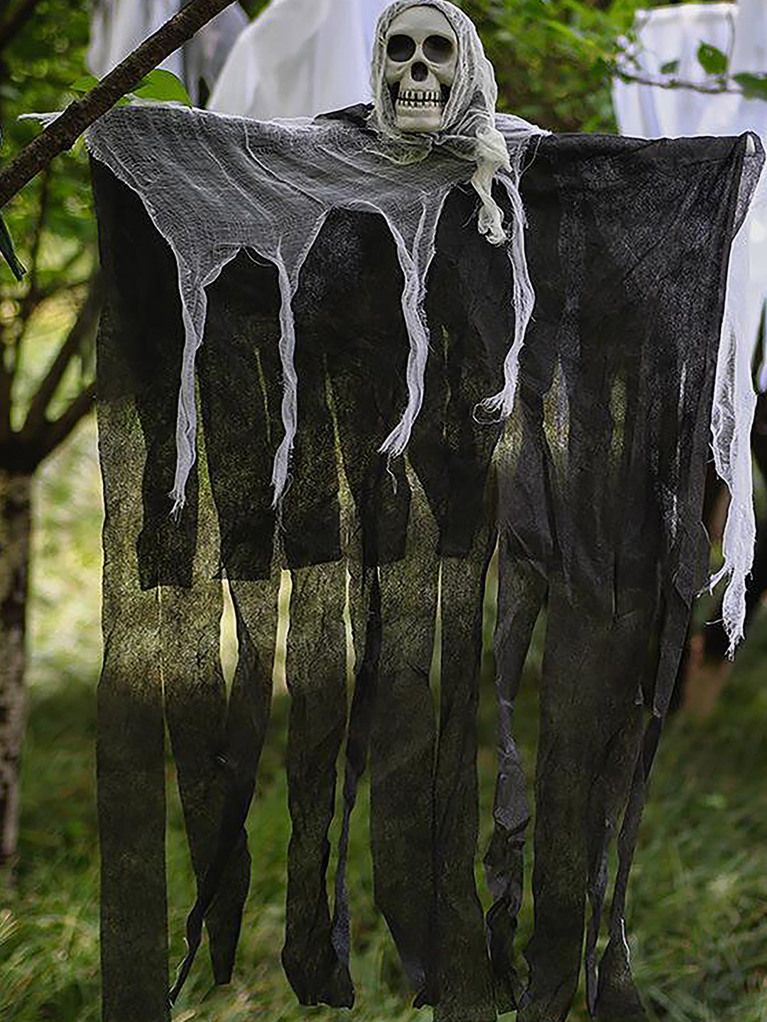 Long Hanging Monochrome Flying Ghost Home/Office/Table Halloween theme party Décor