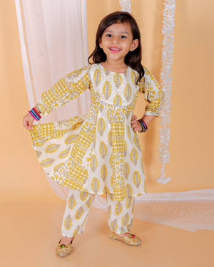 Madhupeela Girls Floral Print Anarkali Kurta Set - KES-SC-MDPF-0-6