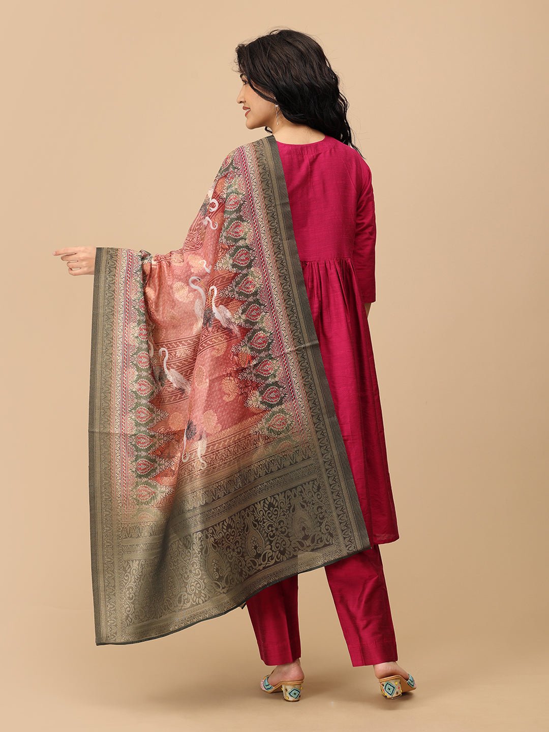 Back view of The Mom Store magenta maternity silk kurta set with ornate printed dupatta