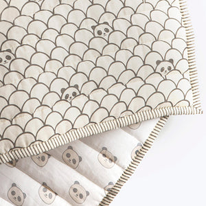 Masilo Organic Cotton Quilt - Peekaboo Panda Baby Blanket