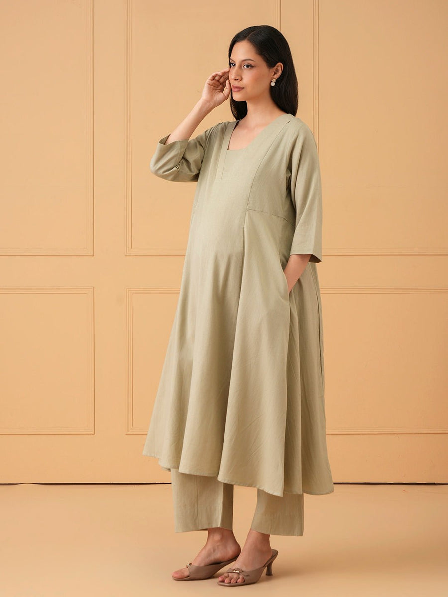 Minimal Muse Maternity and Nursing Co Ord Set