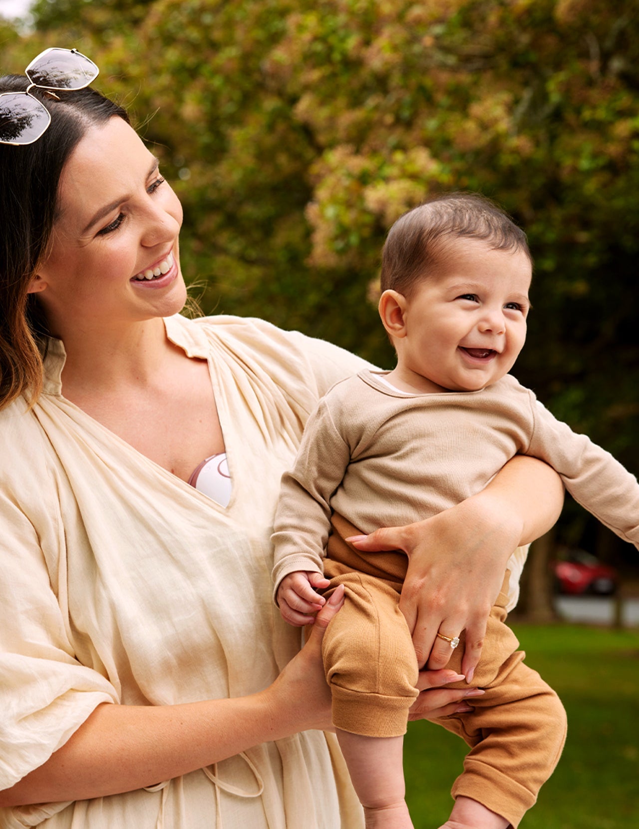 Momcozy Breast Pump M6 Double Red - Breast Pumps