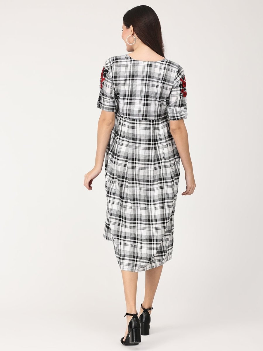 Monochrome Checkered Maternity and Nursing Dress with Embroidery - MEW-BKWEB-S