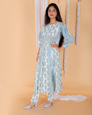 Neeldhara Floral Print Womens Panelled Anarkali Kurta Set - TWNWN-SC-NLD-M