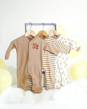 Baby shower gift hamper with educational toys and sipper